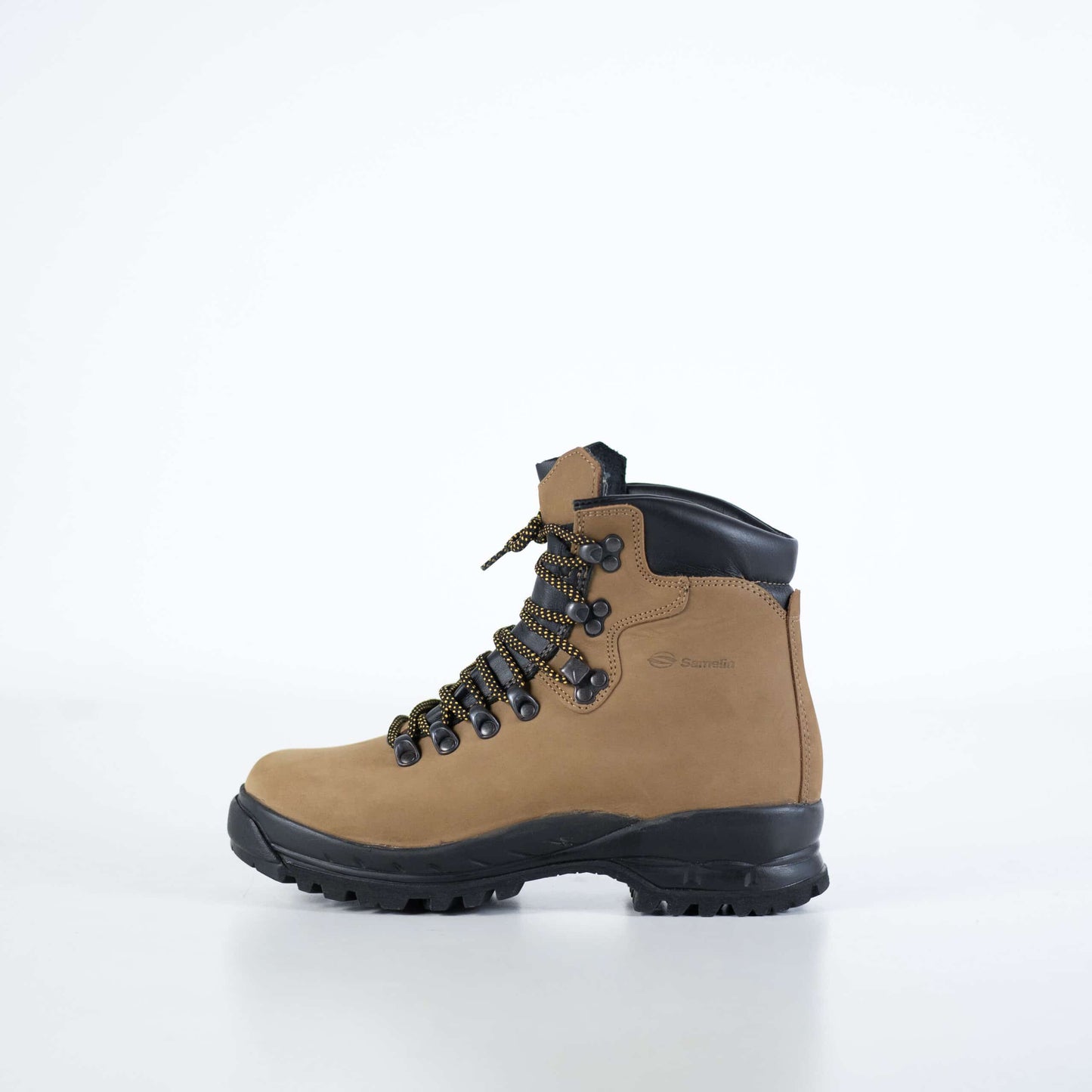 5531 Tundra Hiking Boots